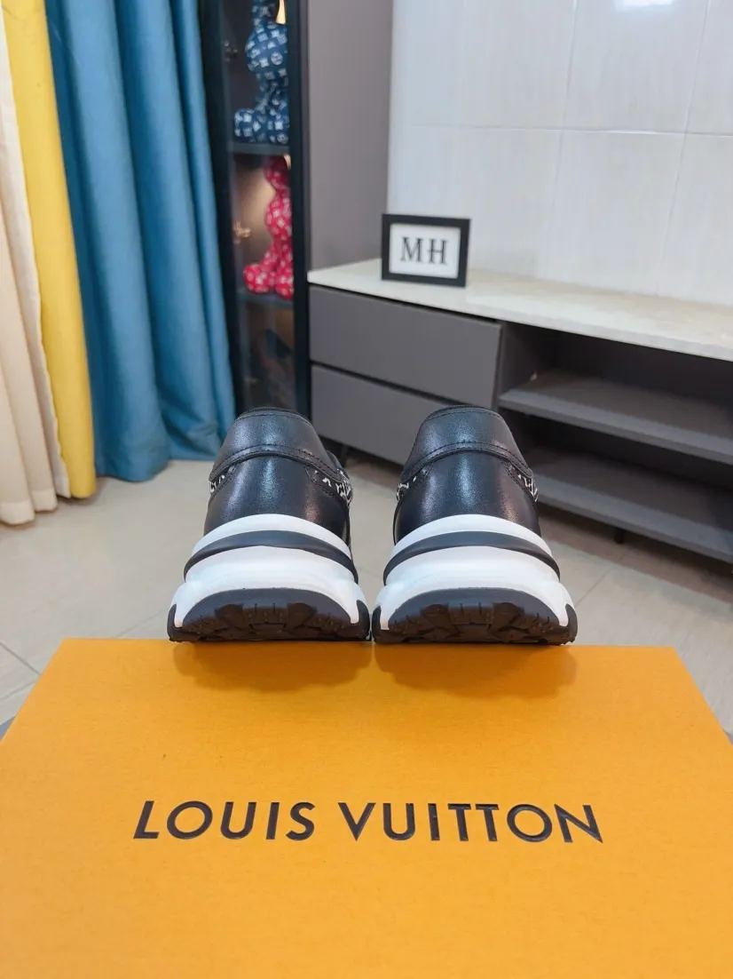 Men's shoes💰458🌹🌹[LV]🌹High-end brand of men's shoes: official website 1:1 latest masterpiece: the upper is made of Italian imported first-layer cowhide with special materials➕made of full genuine leather lining🔥, making walking more convenient and comfortable! Exclusive new style, stunning work [color]! Create a fashionable personality to set off your uniqueness! A must-have for trendy men! Classic🔥Number: 38-44